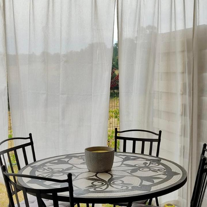 Le Saint Val 004, Appart. Neuf, Jardin, Parking Exteriör bild